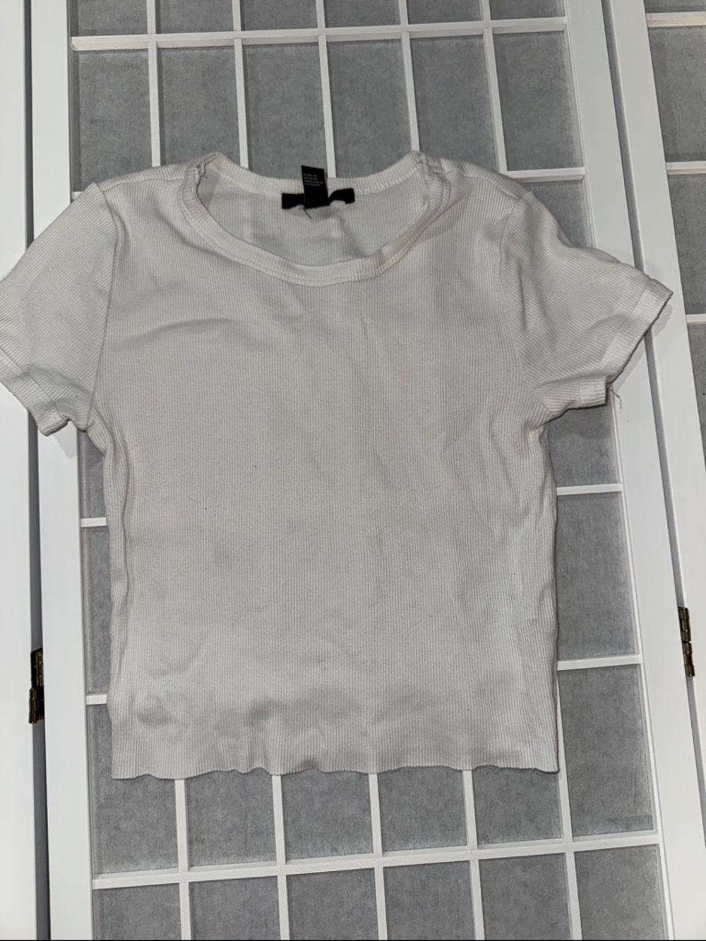 Forever 21 White Ribbed Crop Tee